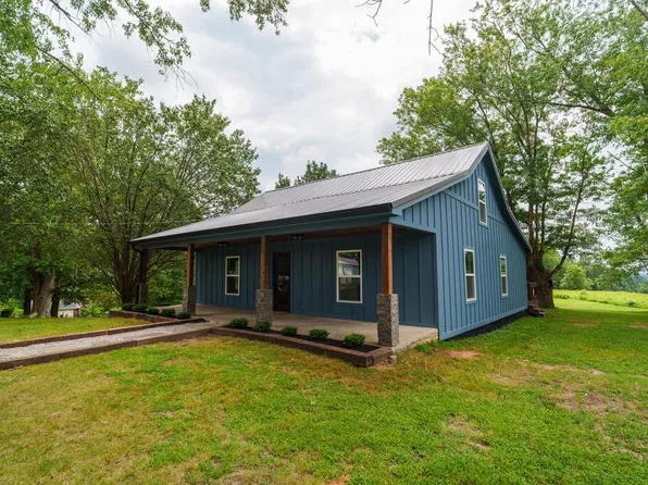 151 Hawkins Rd, Livingston, TN 38570