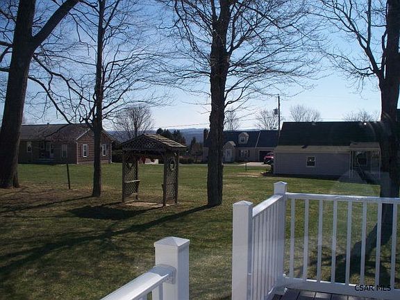 3rd image of 111 Nice Ave