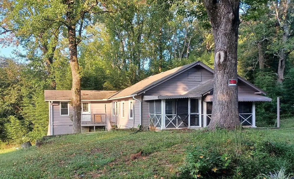 3 bed, 1581 sqft, $1,700 — Photo 3