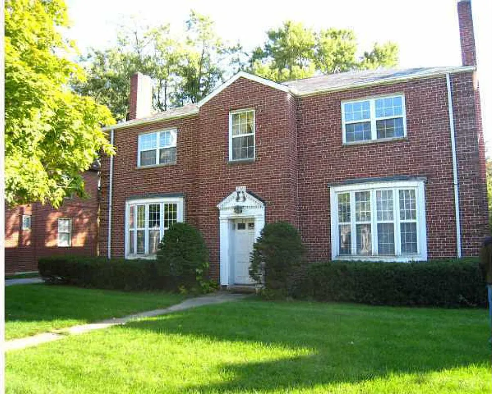 2365 East Livingston Avenue Unit A — Photo 1