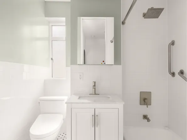 165 West 20th Street 5F image 6 of 6