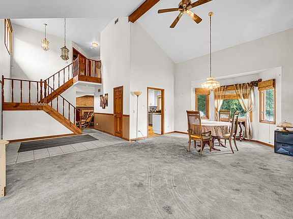 2nd image of 3423 Grandmore Ave
