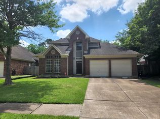 1227 Sandy Plains Ln, Houston, TX 77062
