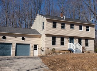 7 Samuel Rd, Raymond, ME 04071
