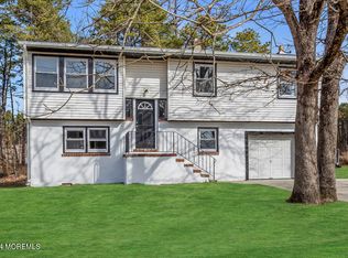 401 1st Ave, Toms River, NJ 08757