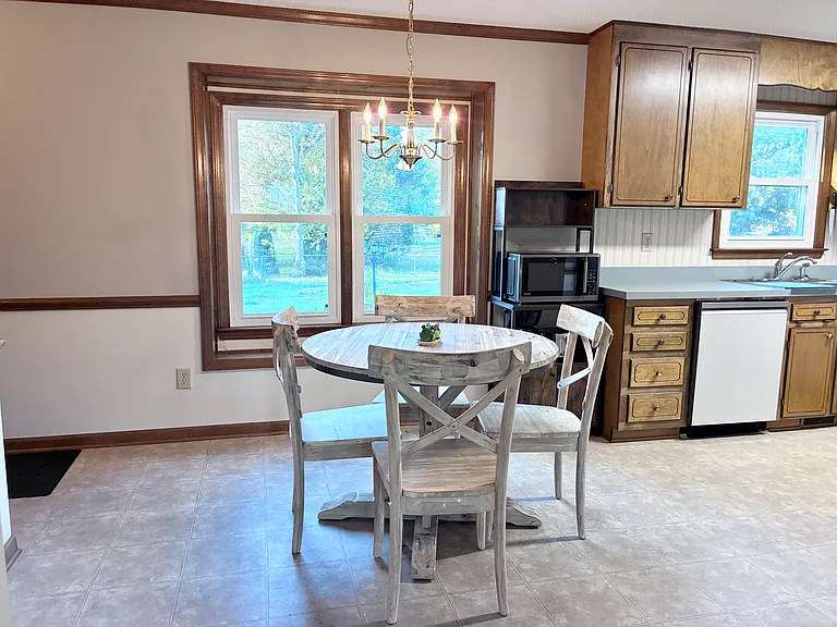 49 Baysprings Ct — Photo 9