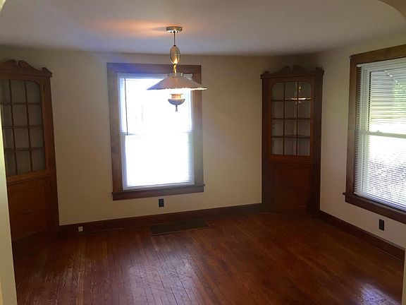 Dining room(view from living room)