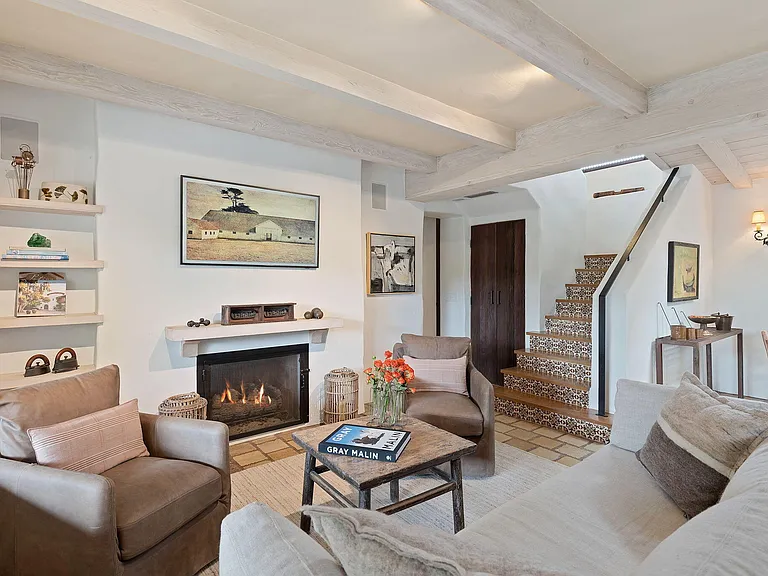 924 Garden St — Photo 3