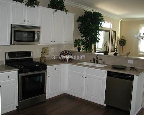 4th image of 885 Pittston Ave