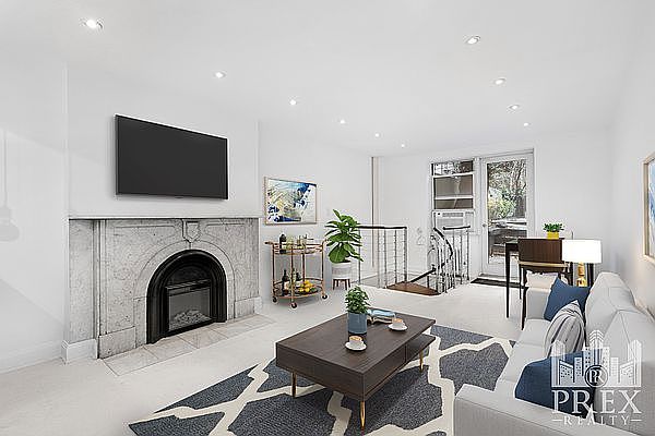 1st image of 72 Irving Pl APT 1