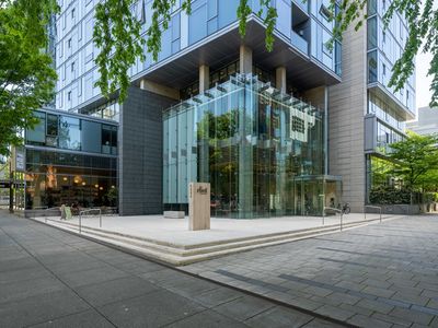 1221 SW 10th Ave #902, Portland, OR, 97201