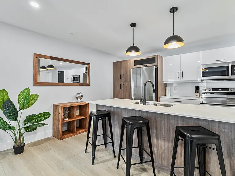 320 Millennium Blvd — Photo 22