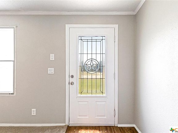 4th image of 228 Rosemont Dr