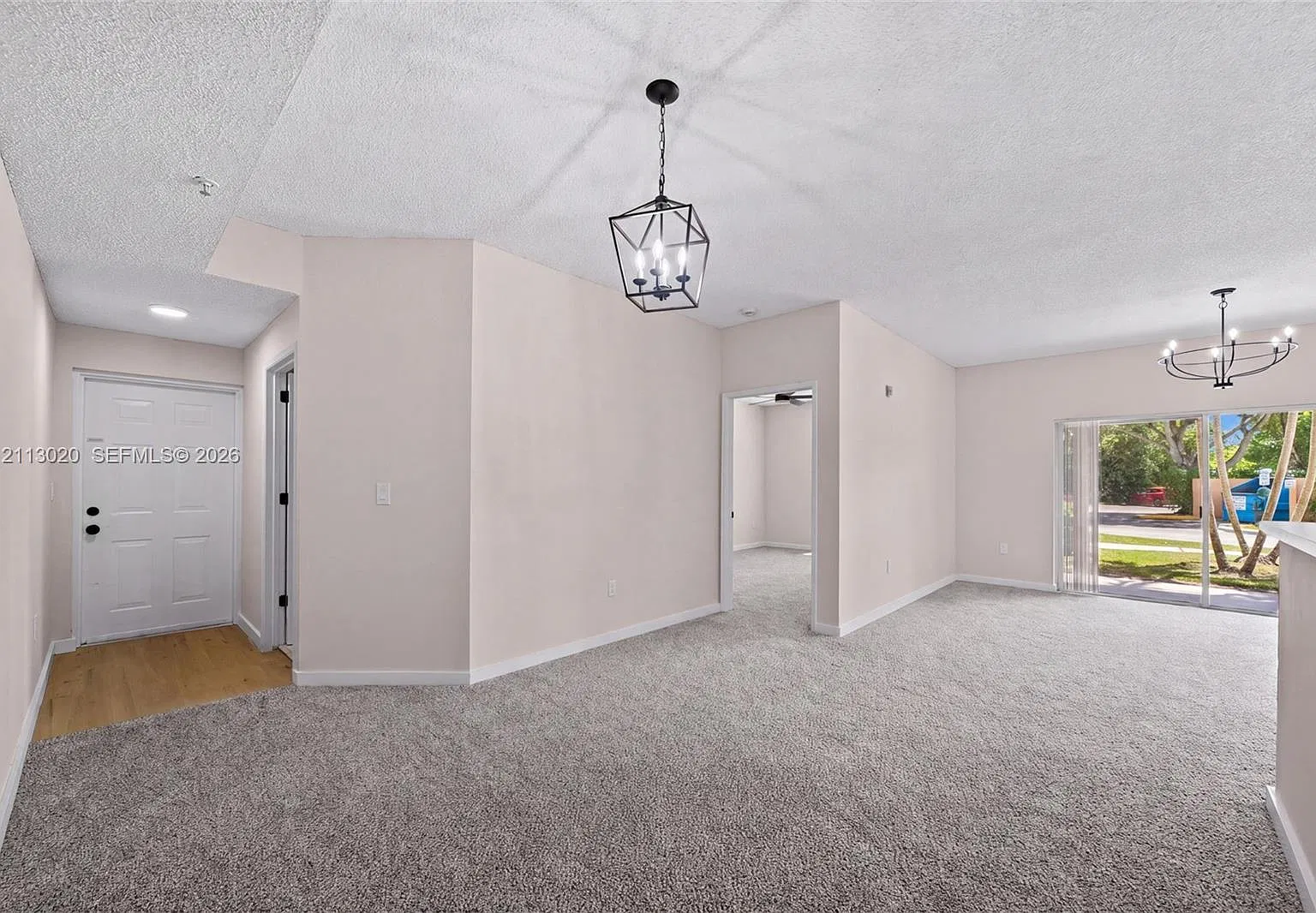 Courtyards At Davie Condo — Photo 2