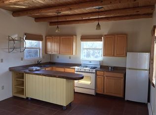 39 Ranchos Canoncito #C, Santa Fe, NM 87508