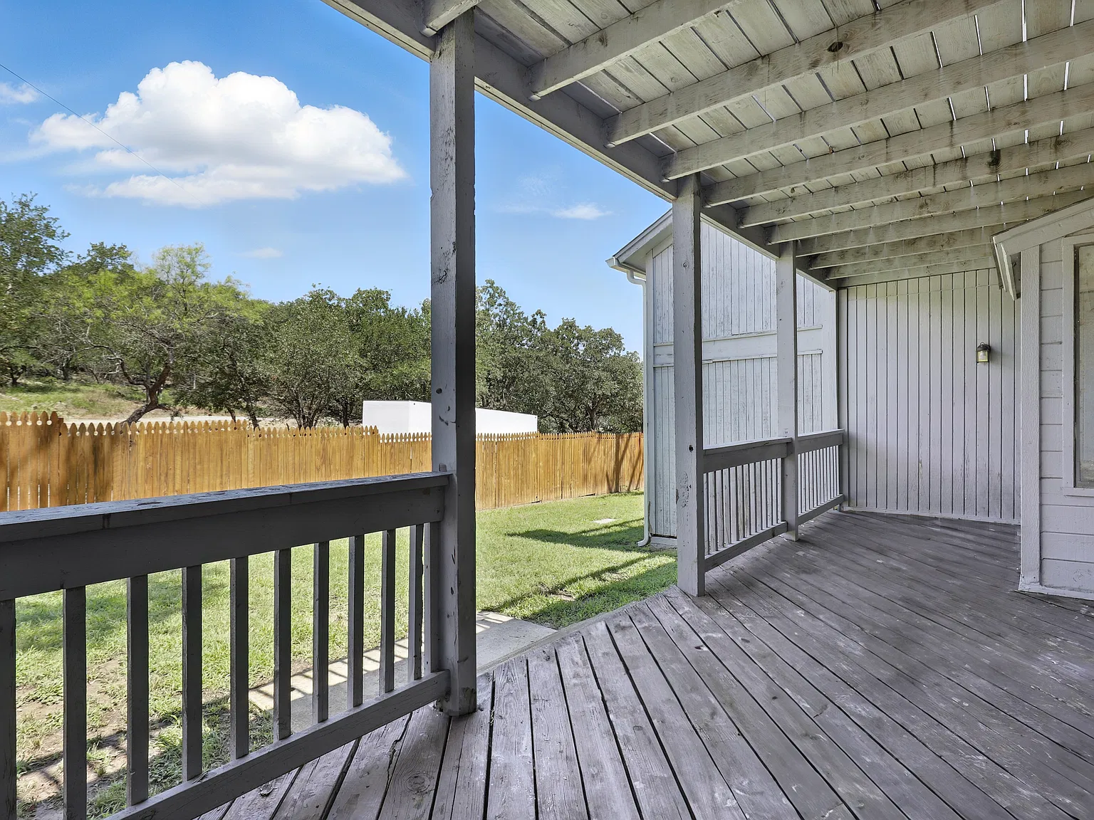 2 bed, 1200 sqft, $1,295 — Photo 3