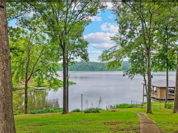 55 Christa Cir, Shelby, AL 35143