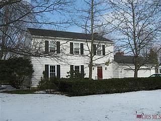 2nd image of 35 Nantucket Dr