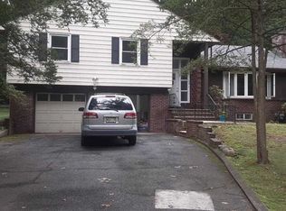 339 Valley Rd, Haworth, NJ 07641