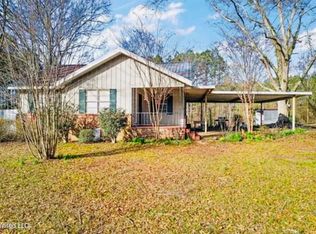 1039 Hall Ln, Raymond, MS 39154