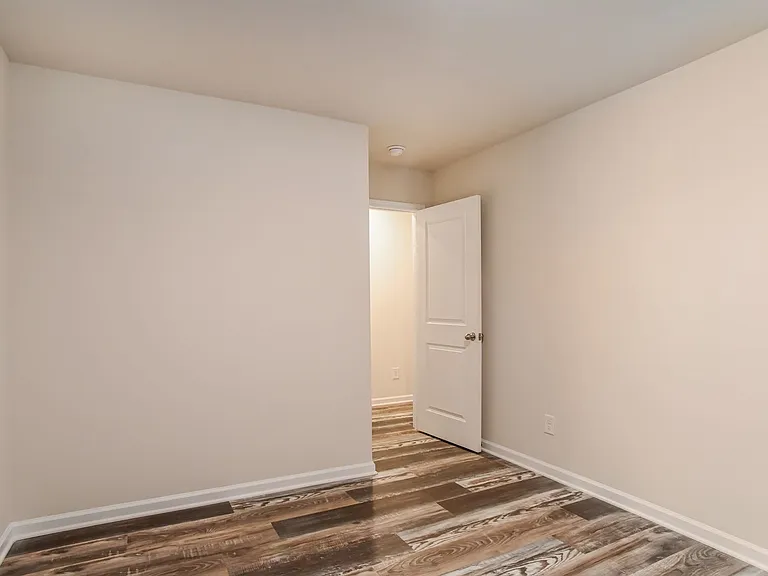 1211 Pine St #D — Photo 17