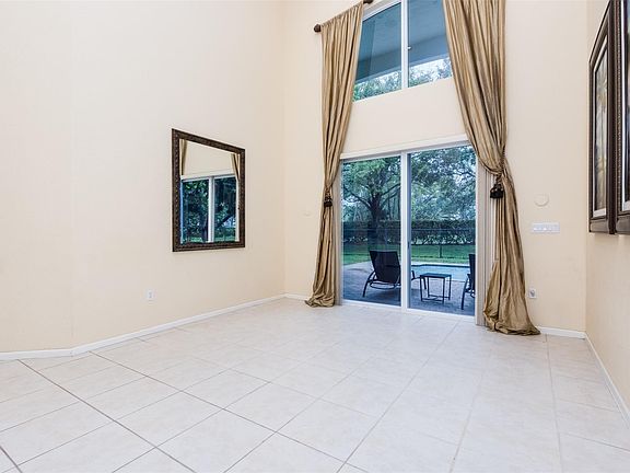 4th image of 4901 NW 53rd Avenue