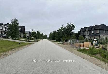 2nd image of 164 Delphi Ln