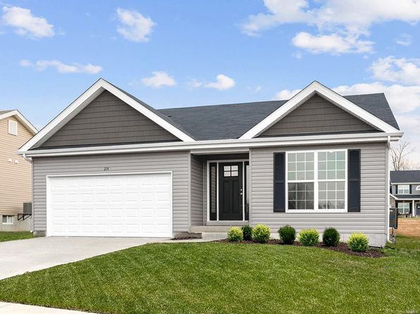 275 Noser Dr, Florissant, MO 63031