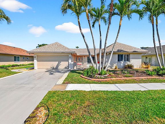 3rd image of 10265 Greentrail Drive N