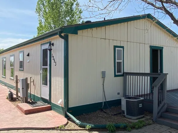 1253 N County Line Rd, Johnstown, CO 80534