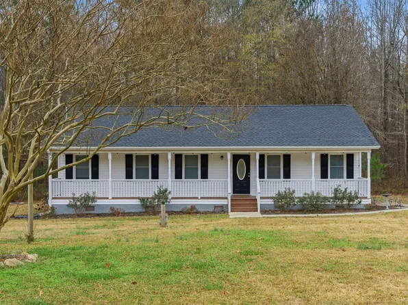 110 Autumn Ct, Zebulon, NC 27597