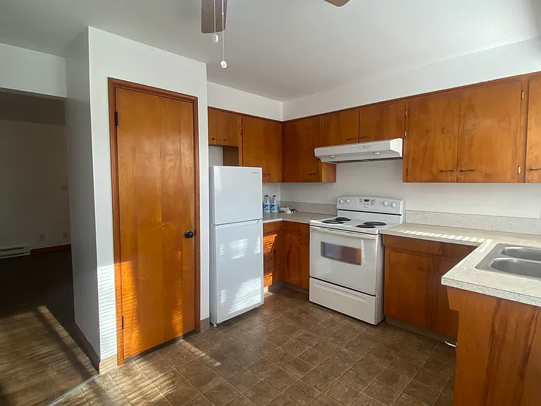 1272 Ruge St NW — Photo 6