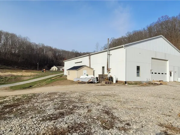 5619 Post Boy Rd, Newcomerstown, OH 43832