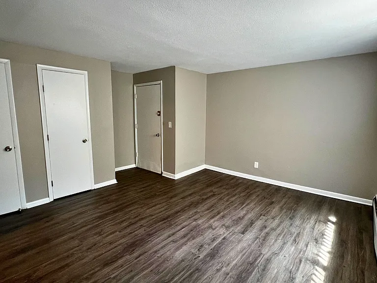 2518 Moorman Ave #1 — Photo 4