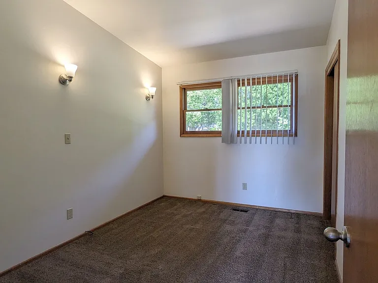 Bel Air Apartments — Photo 50