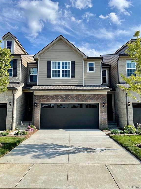 732 Addison Cir, Commerce Twp, MI 48390 Zillow