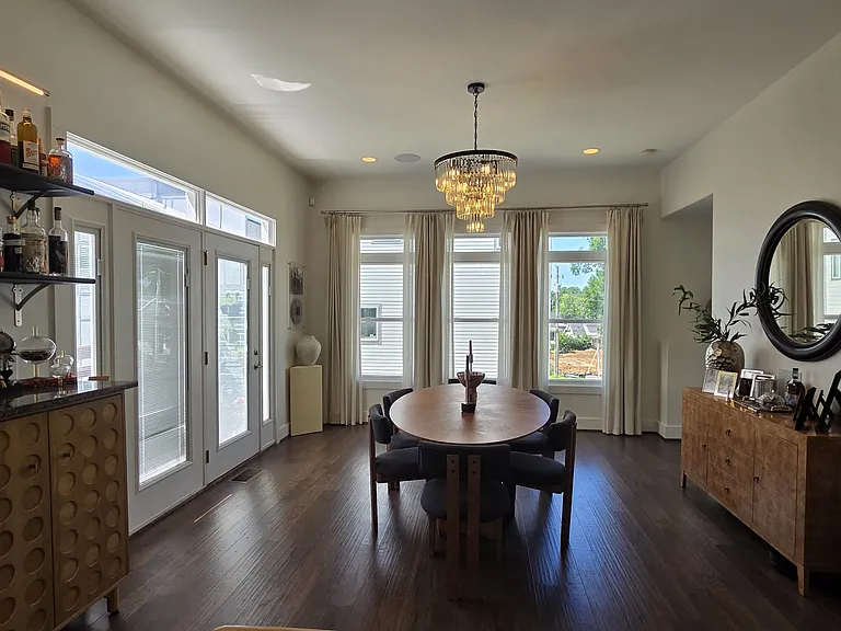 1506 Ward Ave — Photo 16