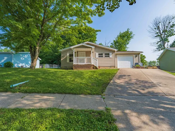 4004 W Cedar Chase Dr, Bloomington, IN 47403