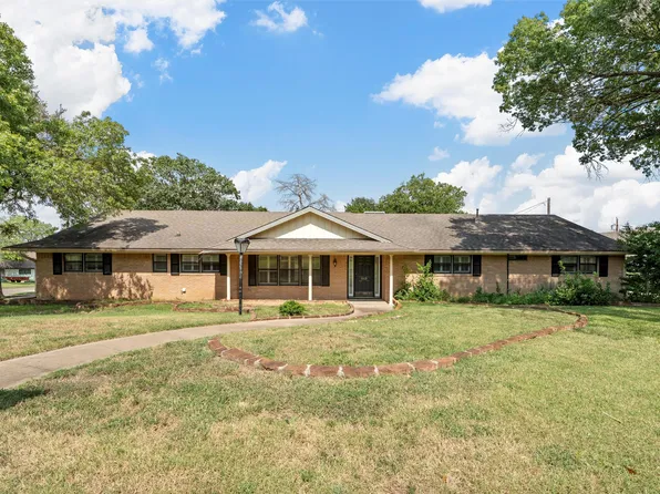 849 Deer Ridge Dr, Woodway, TX 76712
