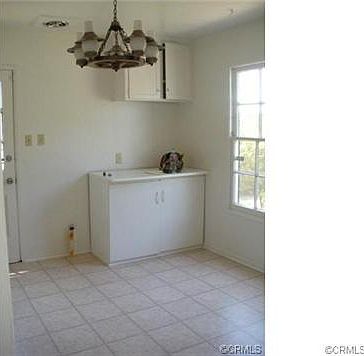 4th image of 2835 Glenview Ave