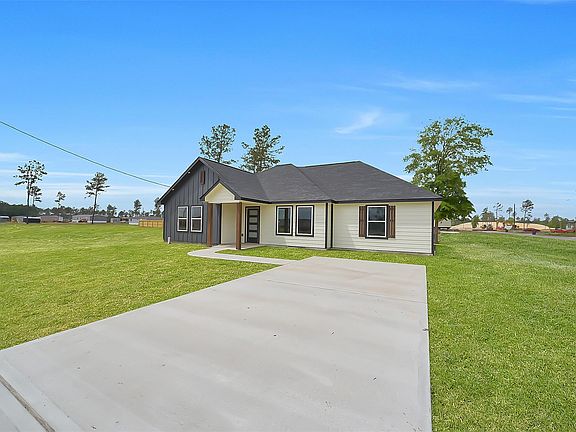 3rd image of 11702 Kelvin Ct