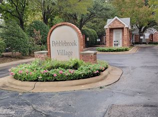 918 Bridges Dr, Arlington, TX 76012