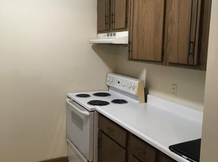 2252 Creedmoor Dr, Zanesville, OH 43701