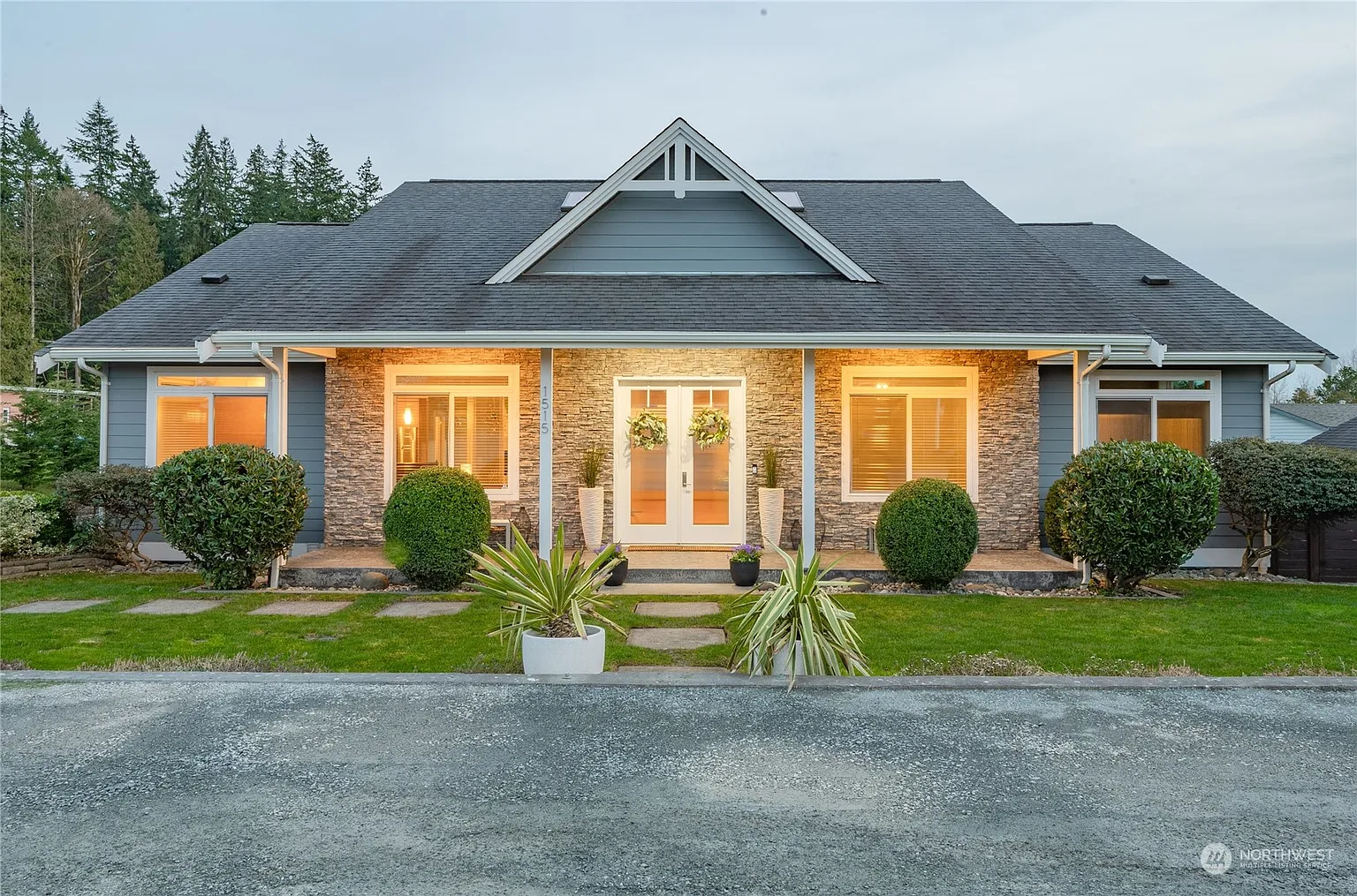 1515 D Street photo 1