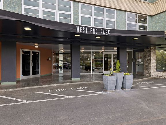 2nd image of 3314 W End Ave APT 601