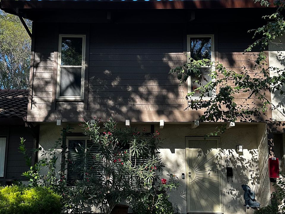 1st image of 823 Cezanne Dr