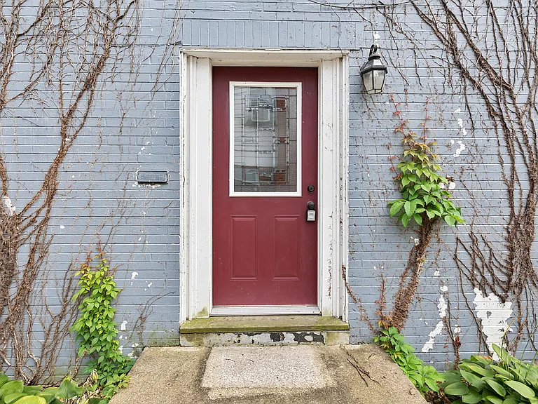 5661 N Illinois St #5661 — Photo 2