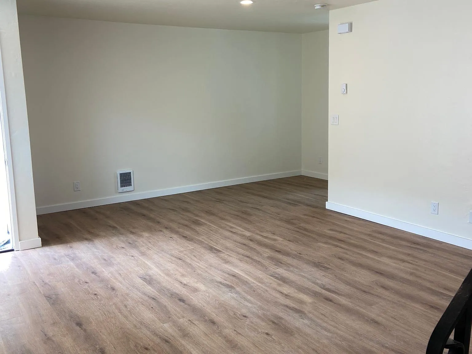 2 bed, 1200 sqft, $2,995 — Photo 3