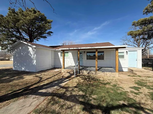 302 E 10th St, Shattuck, OK 73858