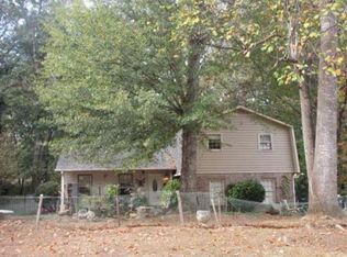 975 Camp Creek Dr, Lilburn, GA 30047